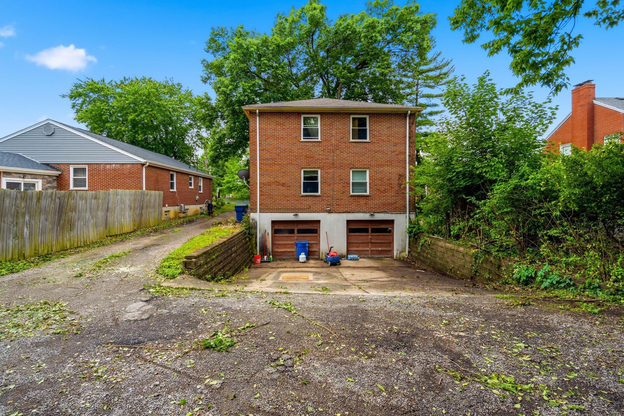 210 Kyles Lane