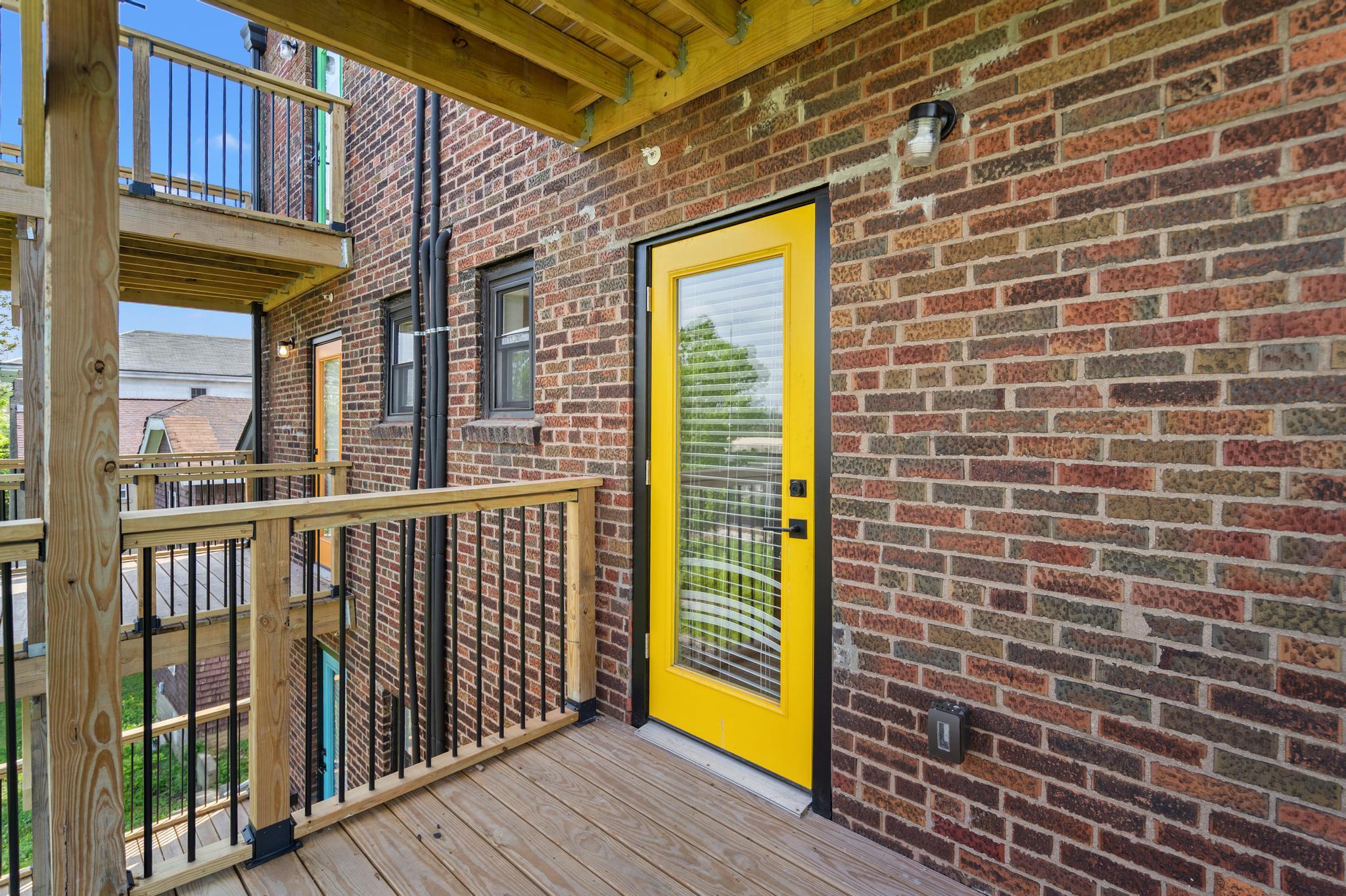 217 W 13th Street, 2B