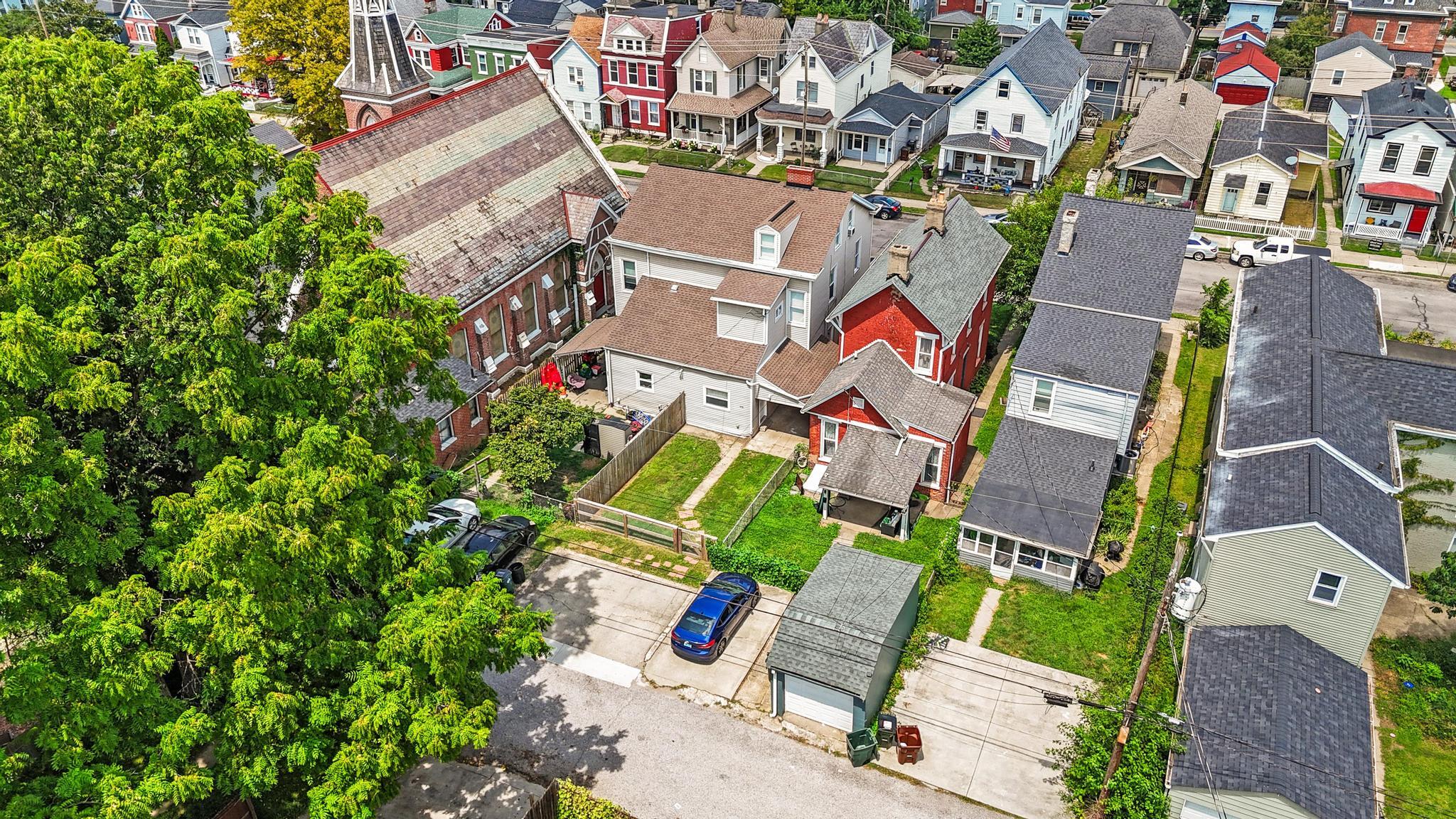 419 Oak Street