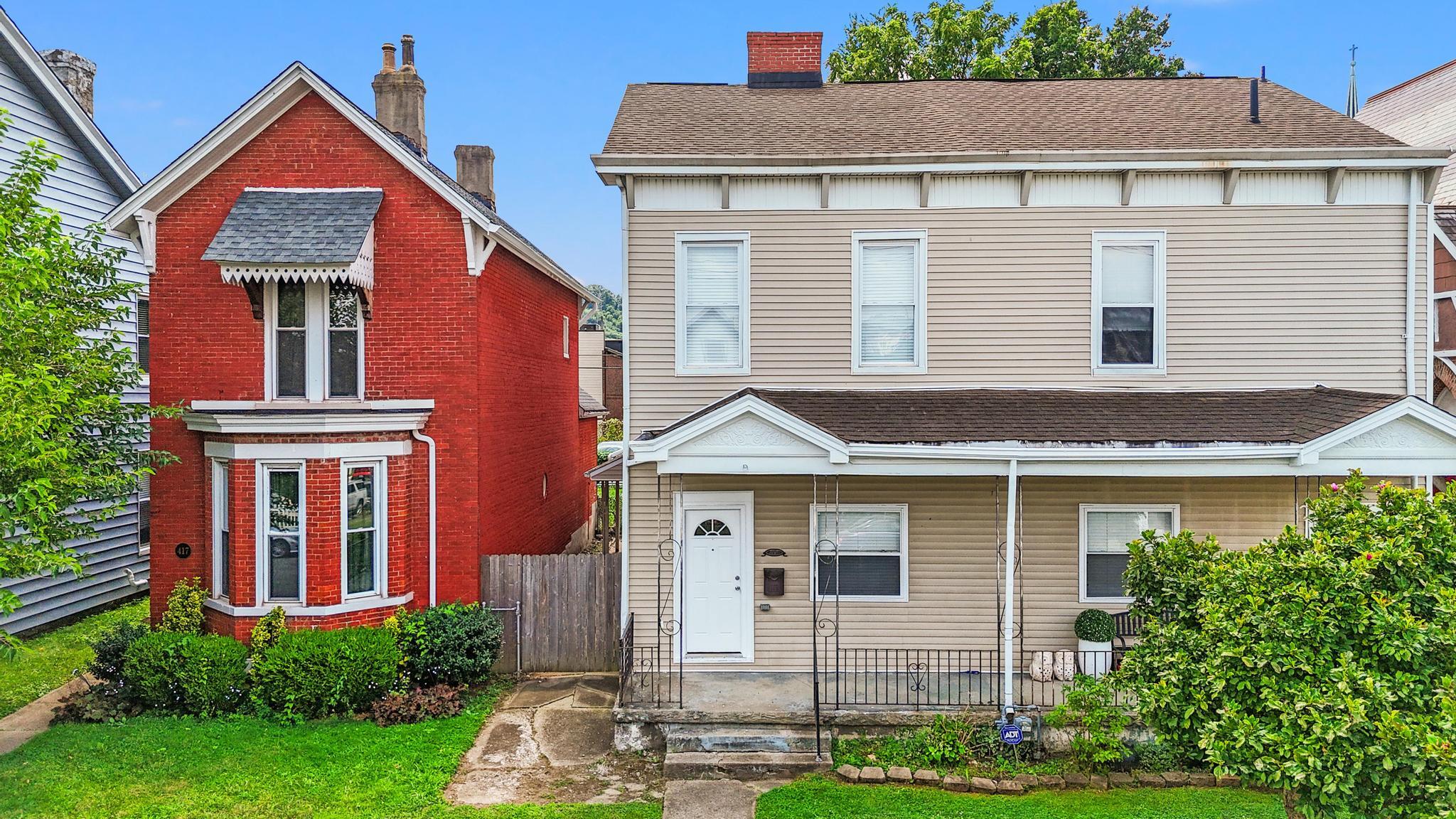 419 Oak Street