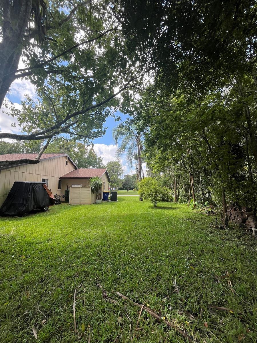 2503 WOODLAND DR
