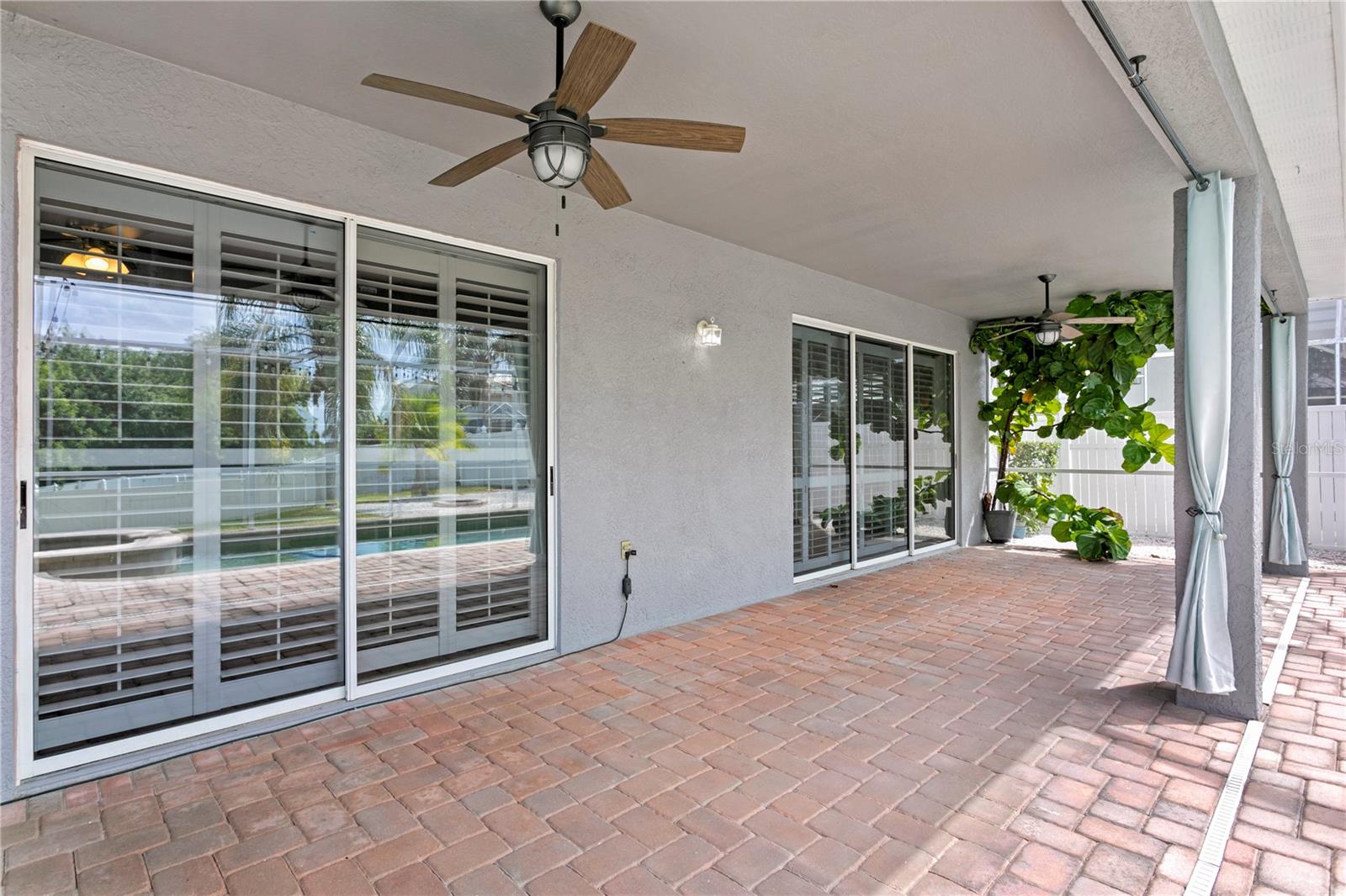 10616 CAPE HATTERAS DR
