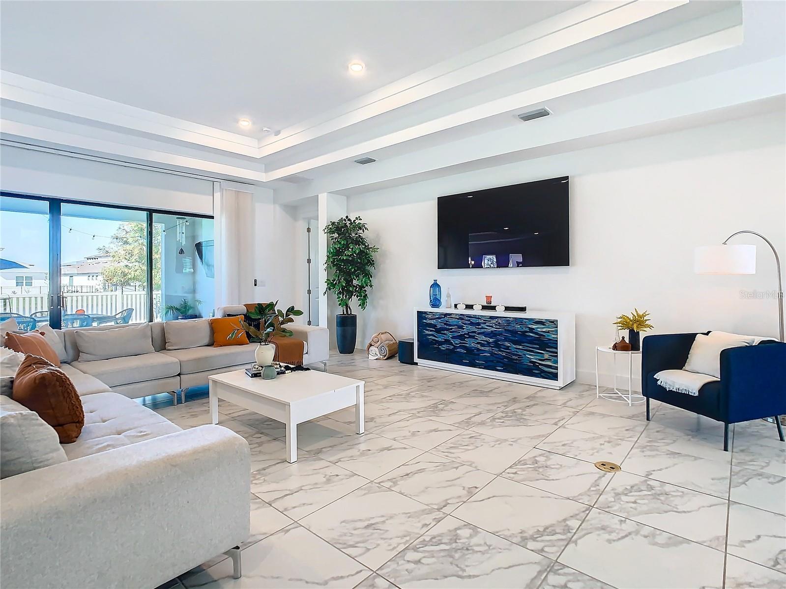 8731 SANDERS TREE LOOP
