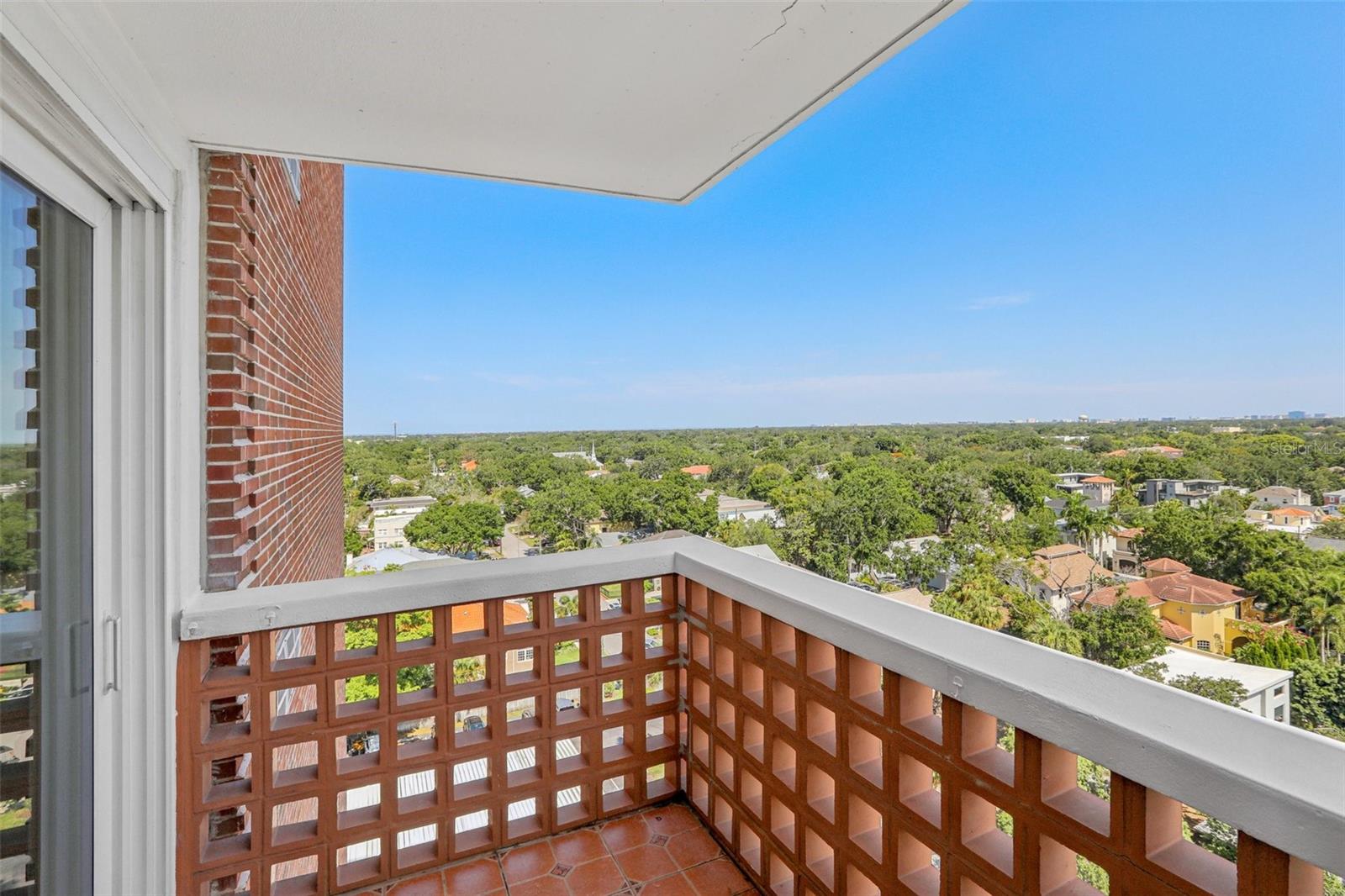 4015 BAYSHORE BLVD #10C