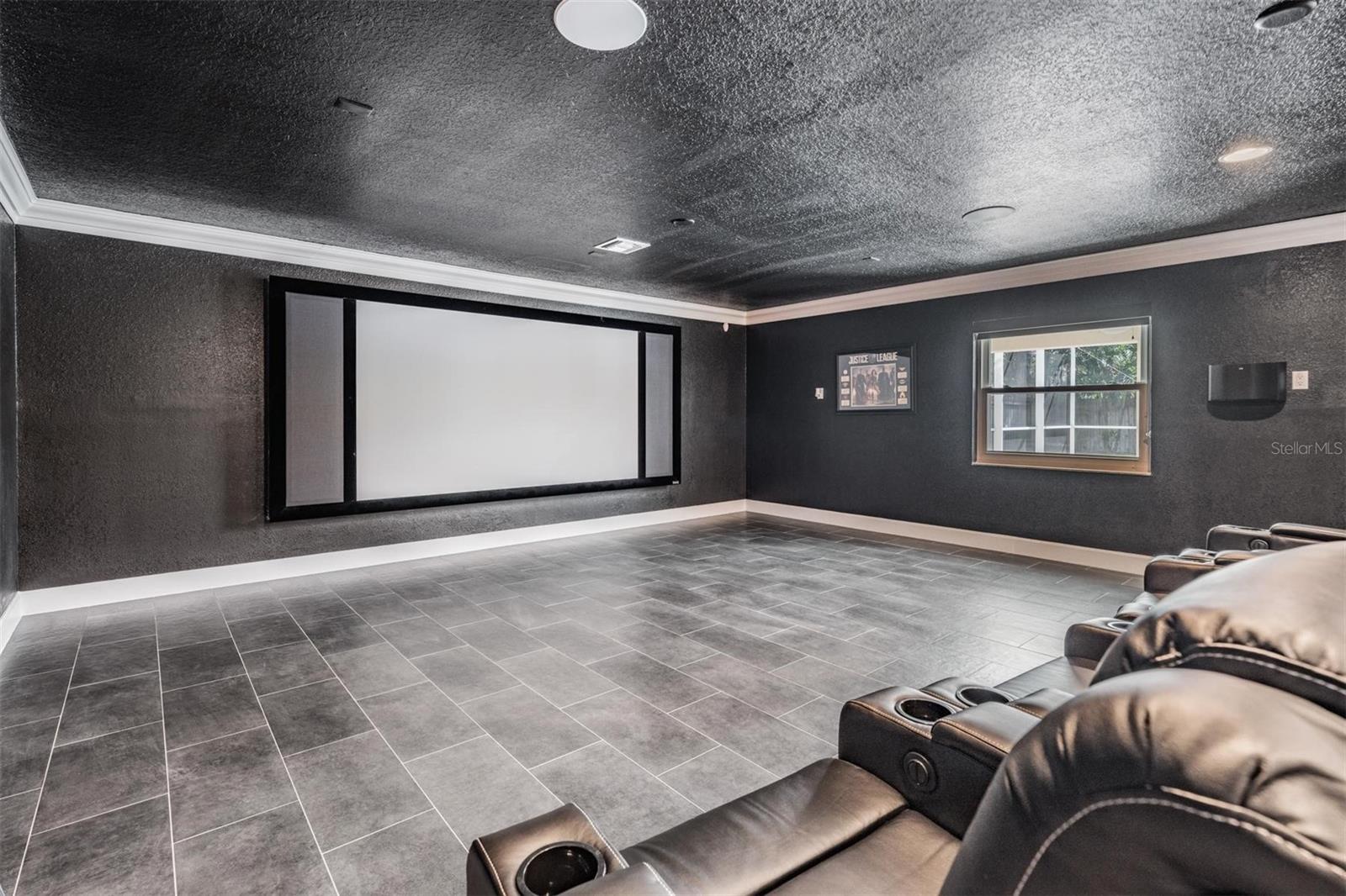 102 ADRIATIC AVE