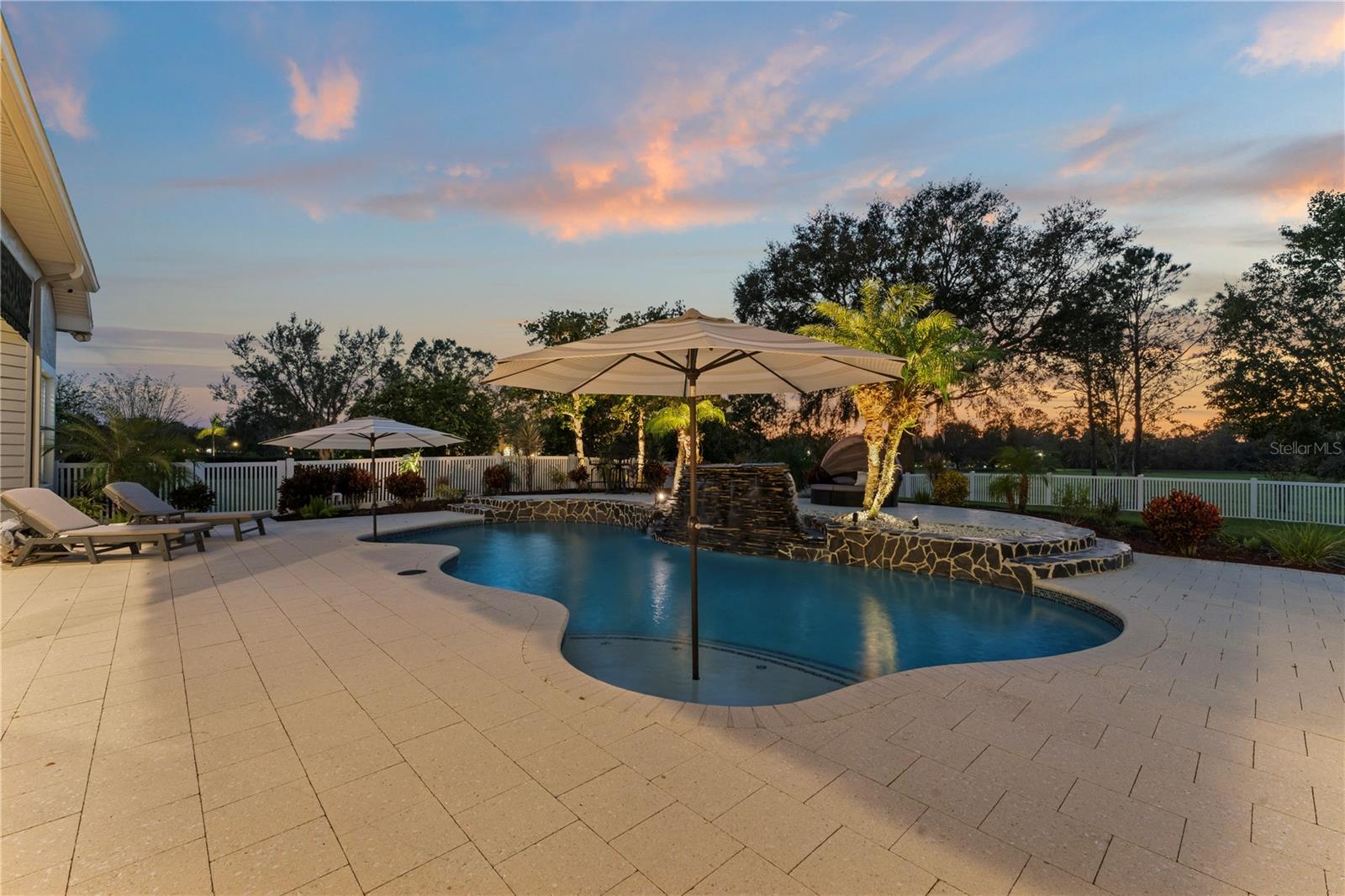 11441 HAMMOCK OAKS CT