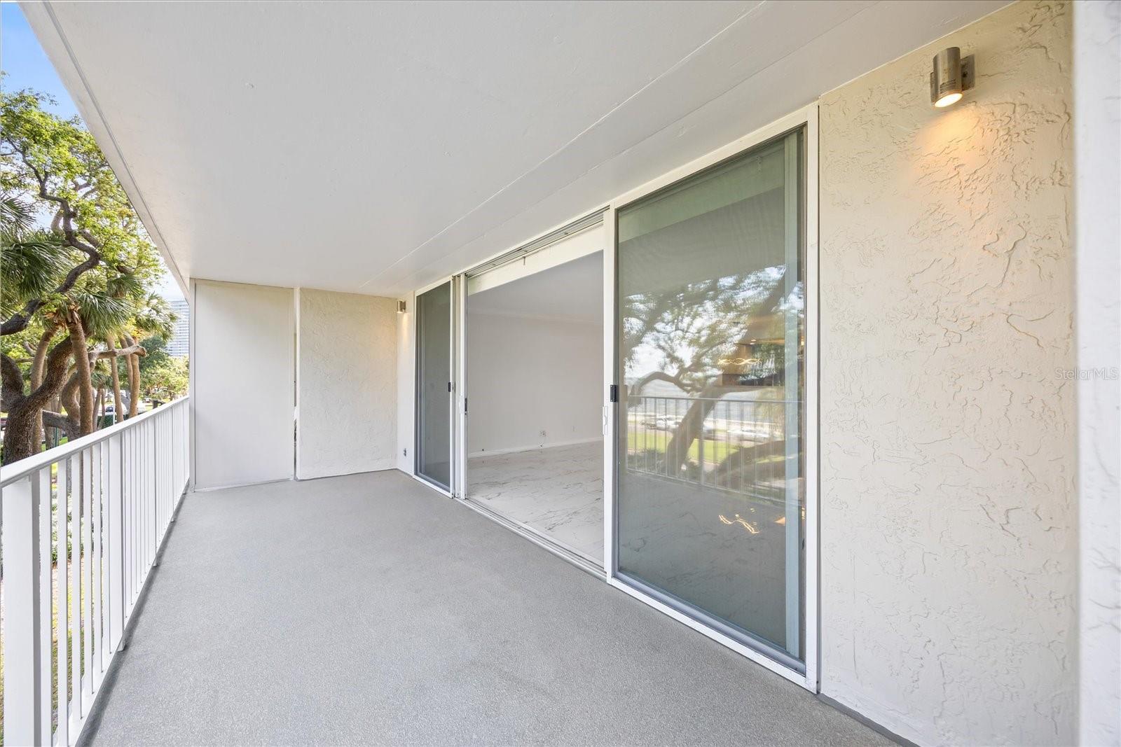 2611 BAYSHORE BLVD #207