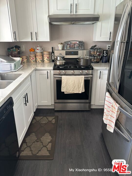 19110 Summit Ridge Dr