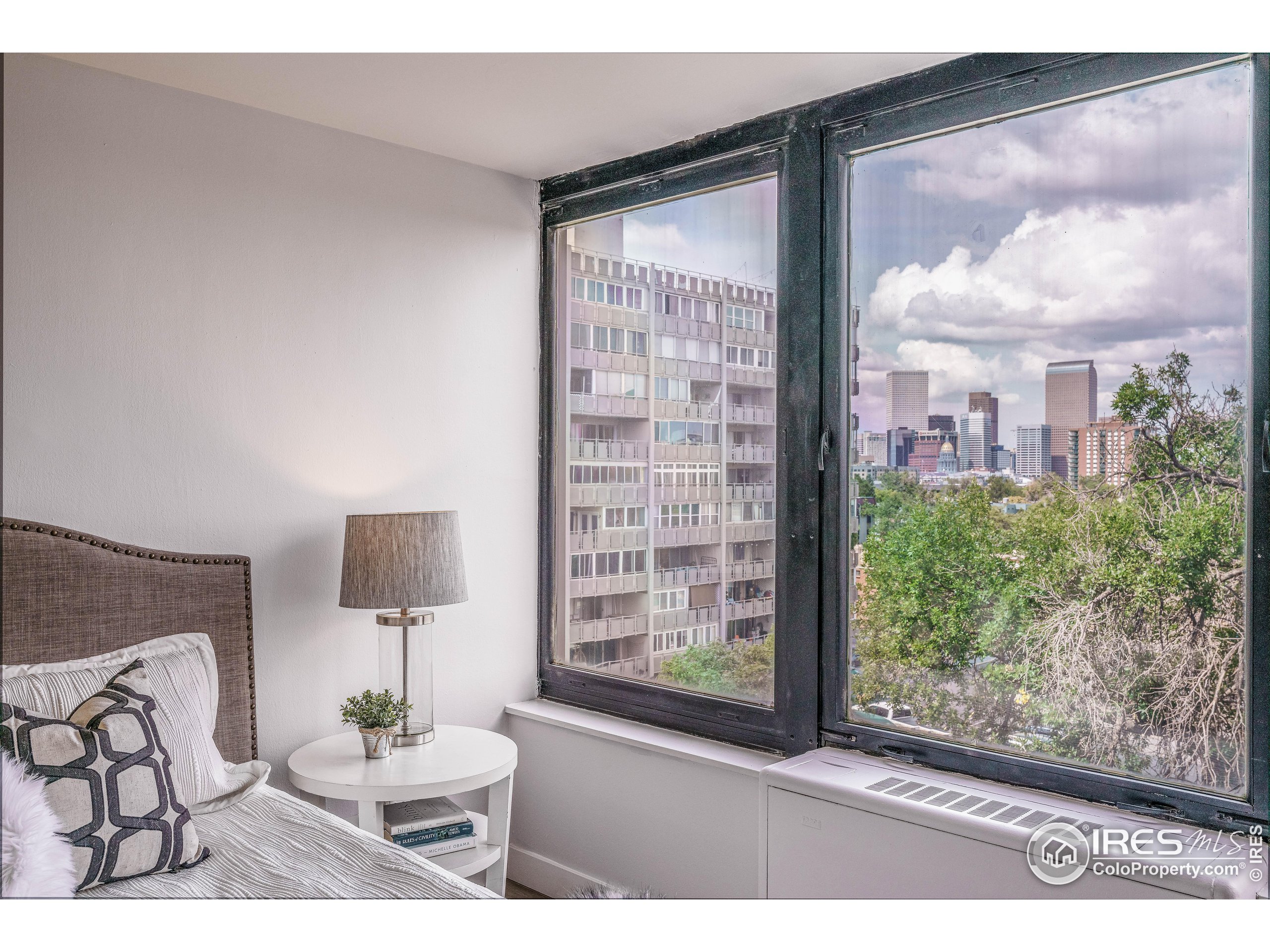 789 N Clarkson St 702