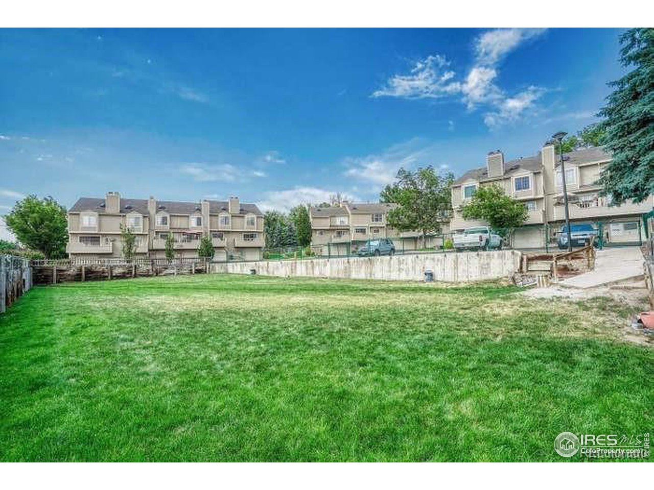 1818 S Quebec Way 3-1