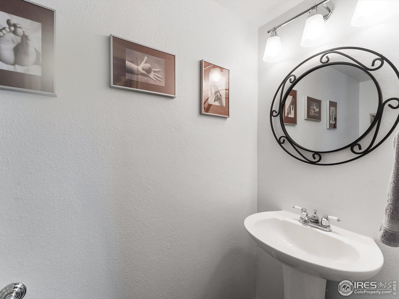 1818 S Quebec Way 3-1