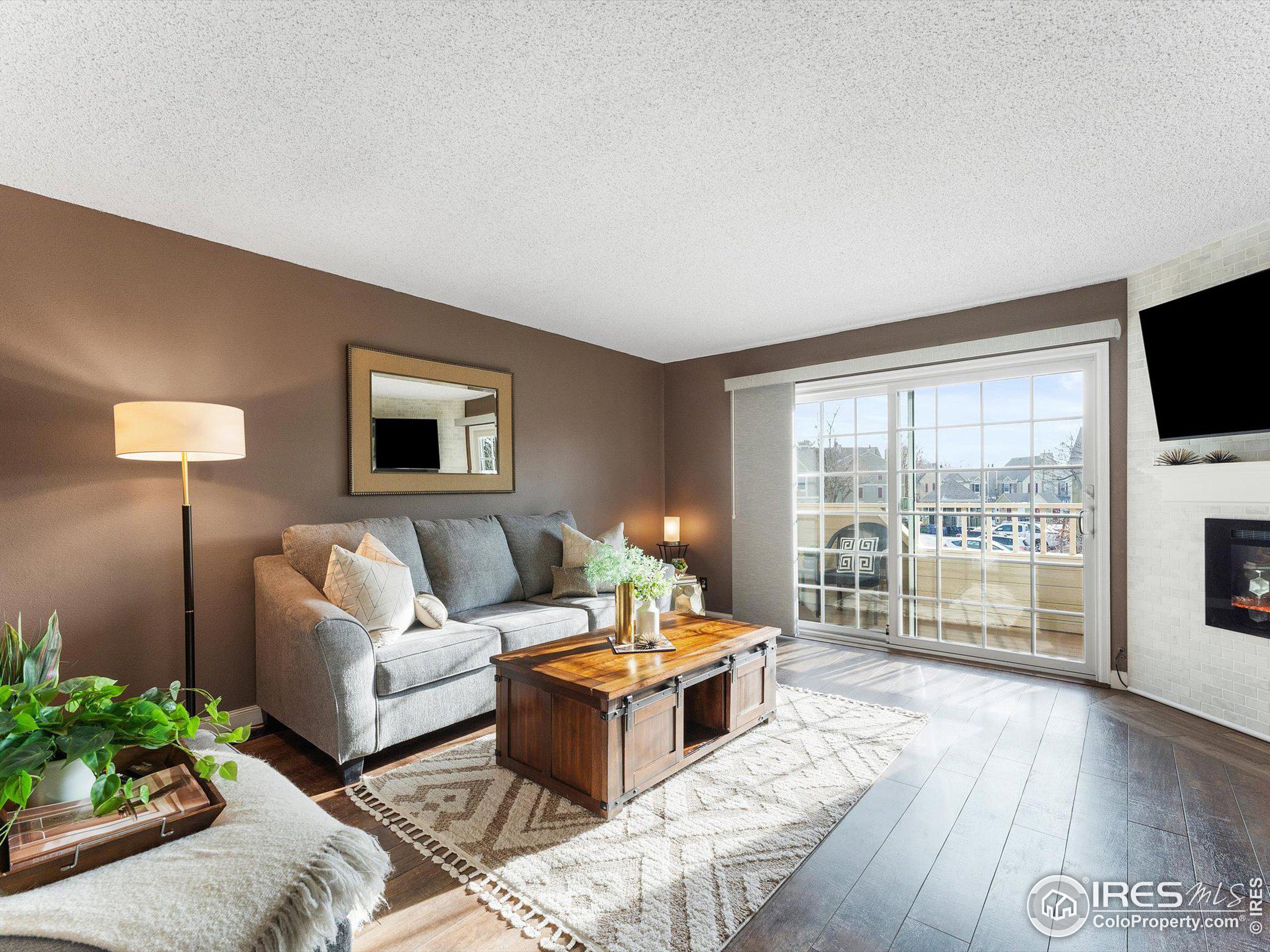 1818 S Quebec Way 3-1