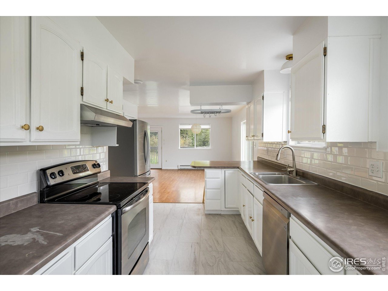 489 Beaver Creek Dr Nederland