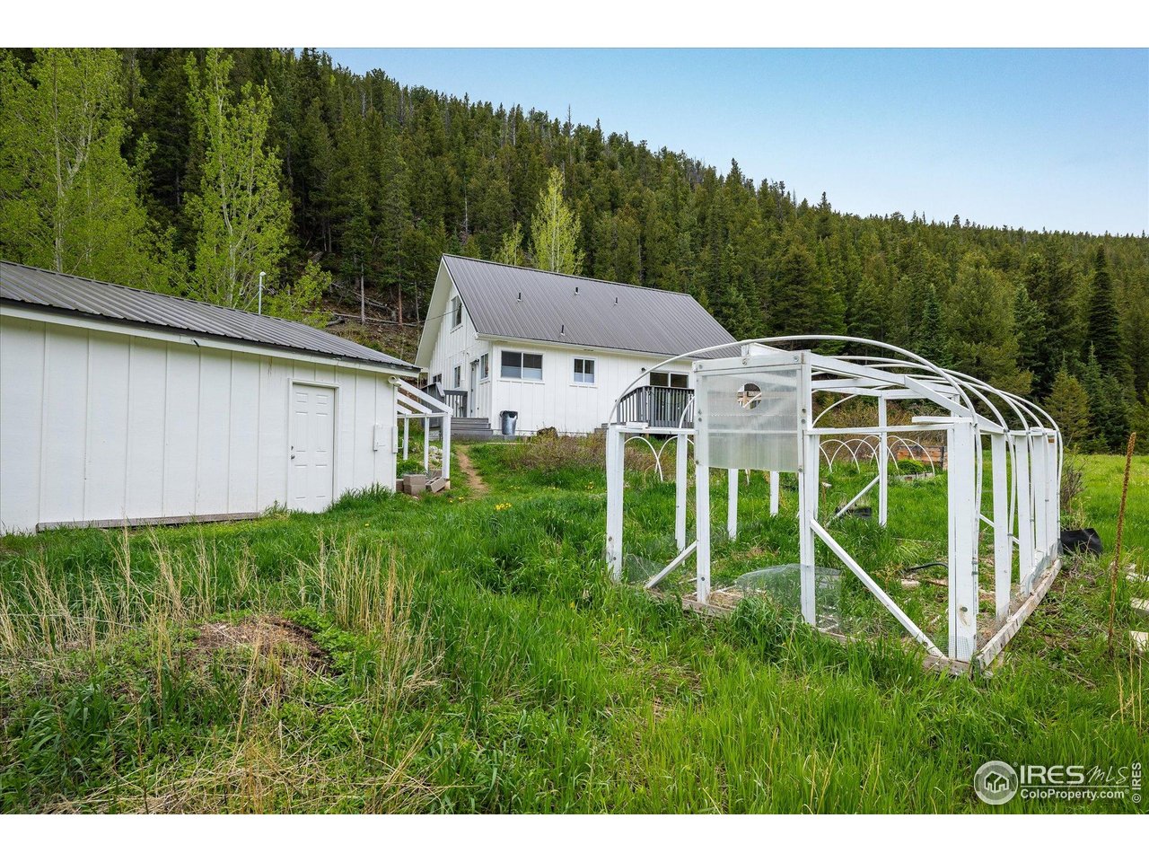 489 Beaver Creek Dr Nederland