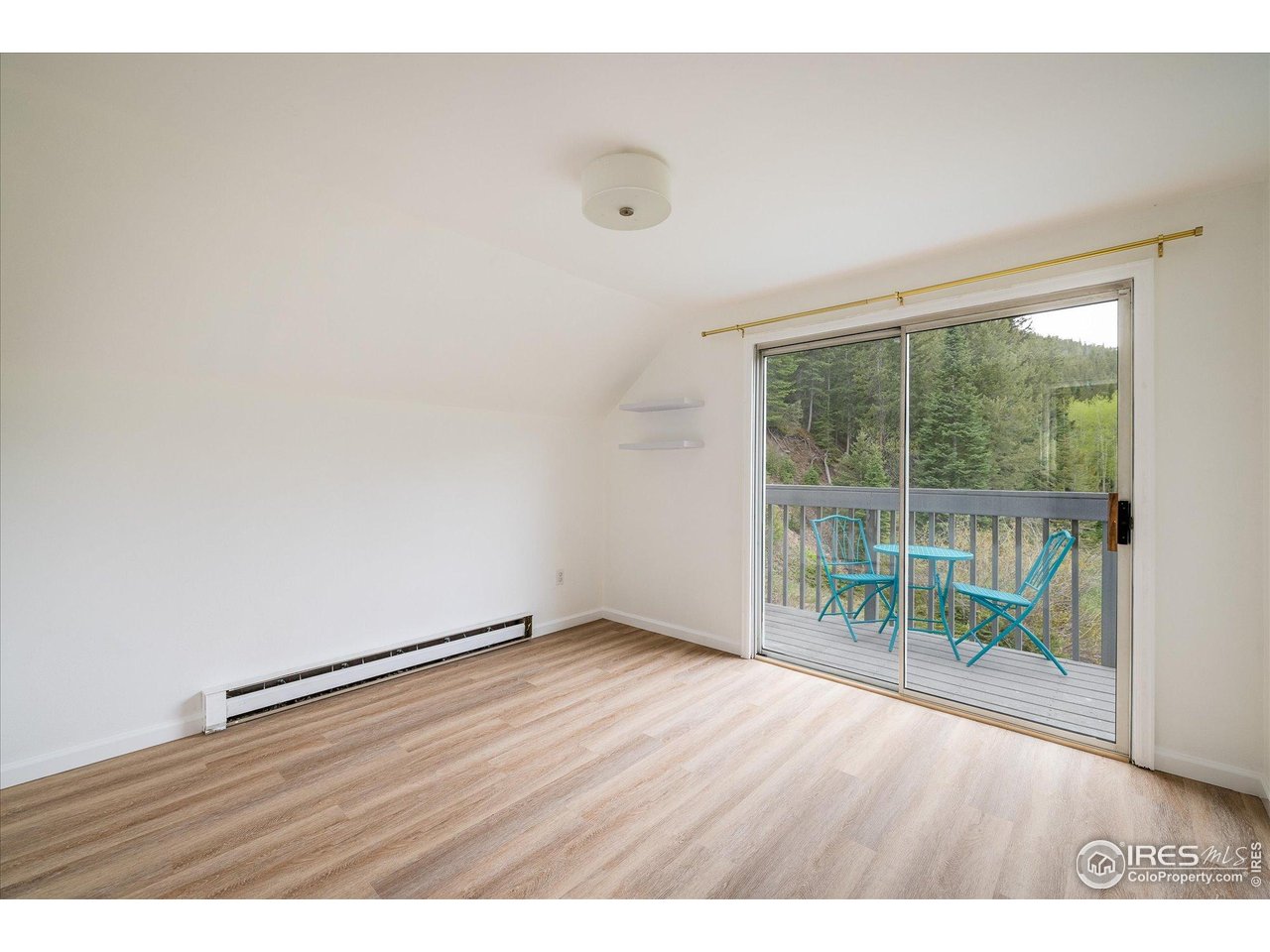 489 Beaver Creek Dr Nederland