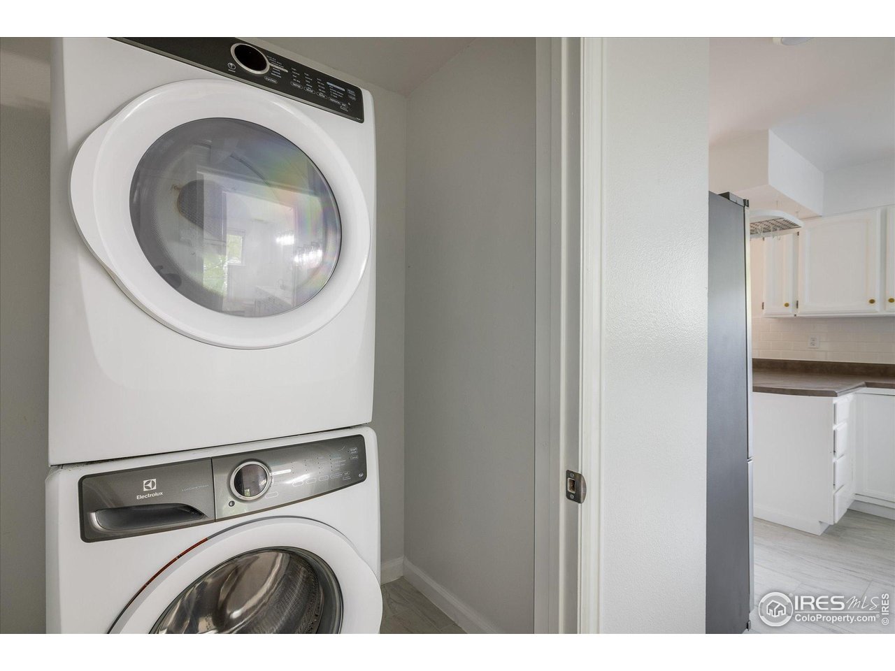 489 Beaver Creek Dr Nederland