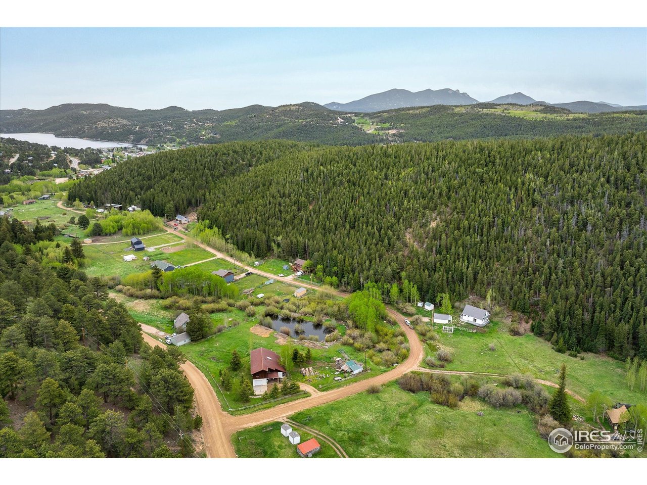 489 Beaver Creek Dr Nederland