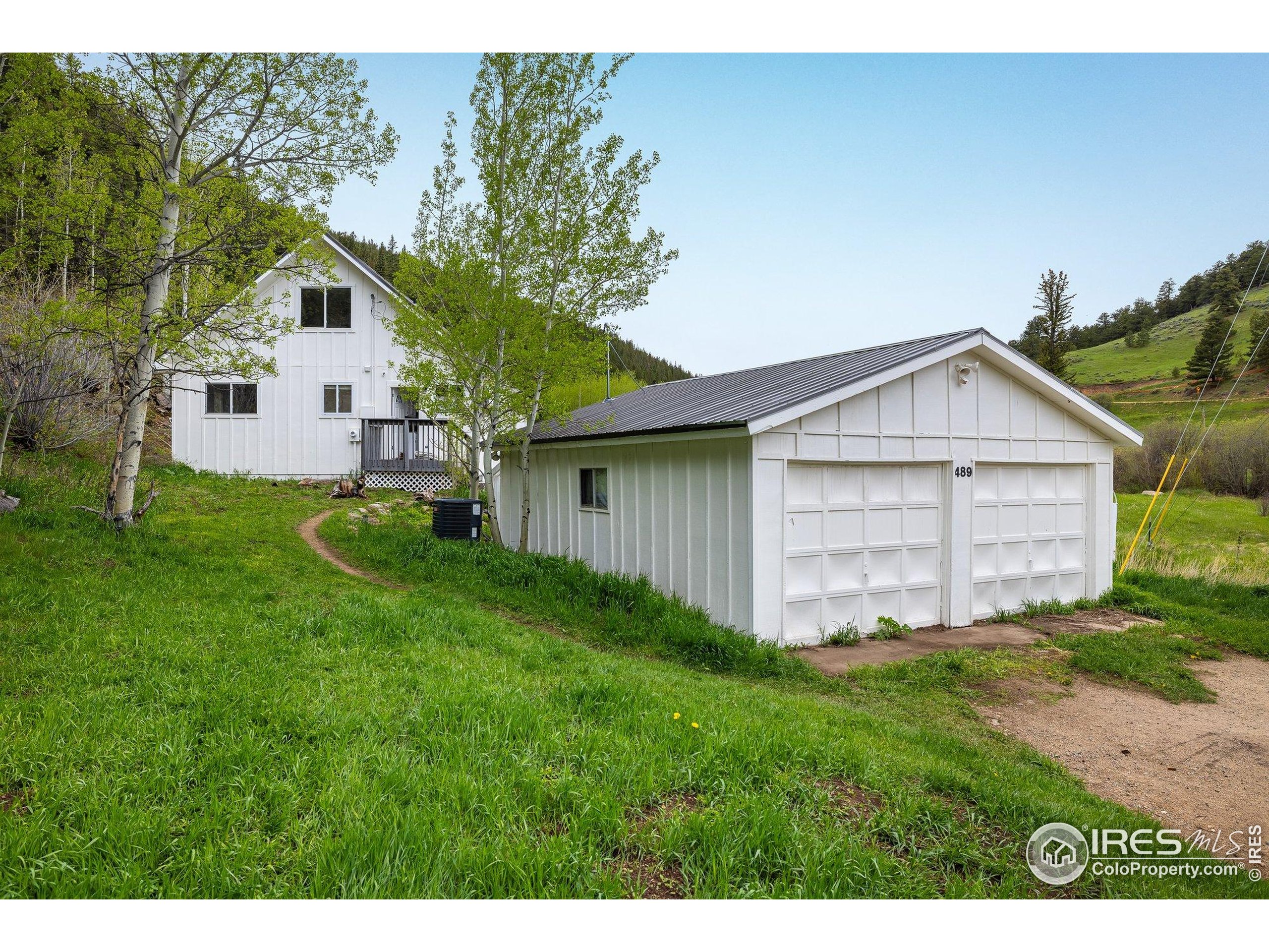 489 Beaver Creek Dr Nederland