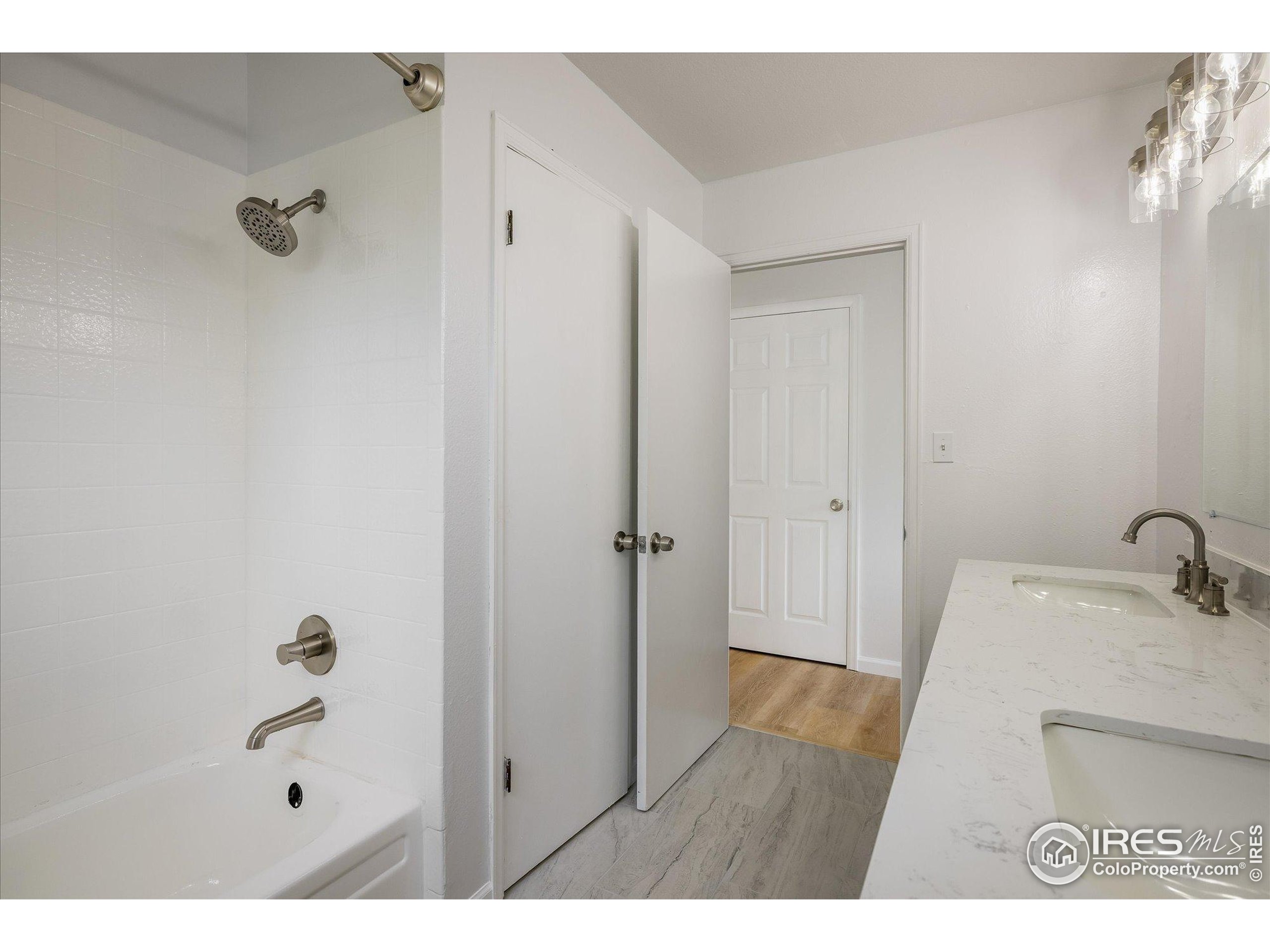 489 Beaver Creek Dr Nederland