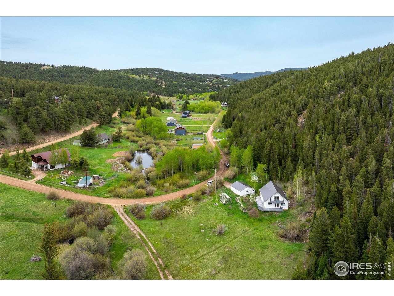 489 Beaver Creek Dr Nederland