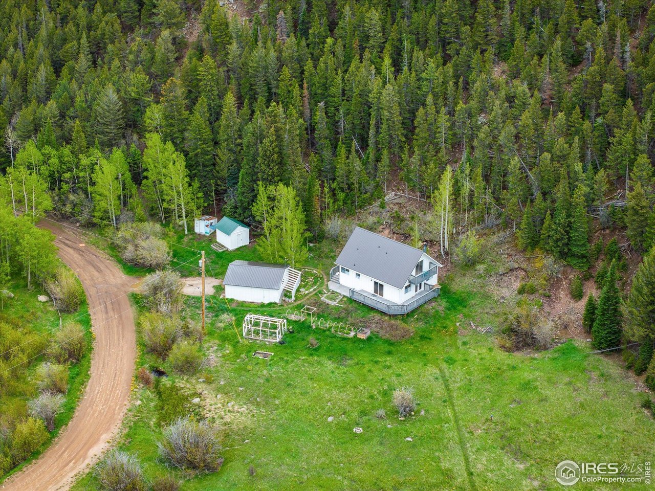 489 Beaver Creek Dr Nederland