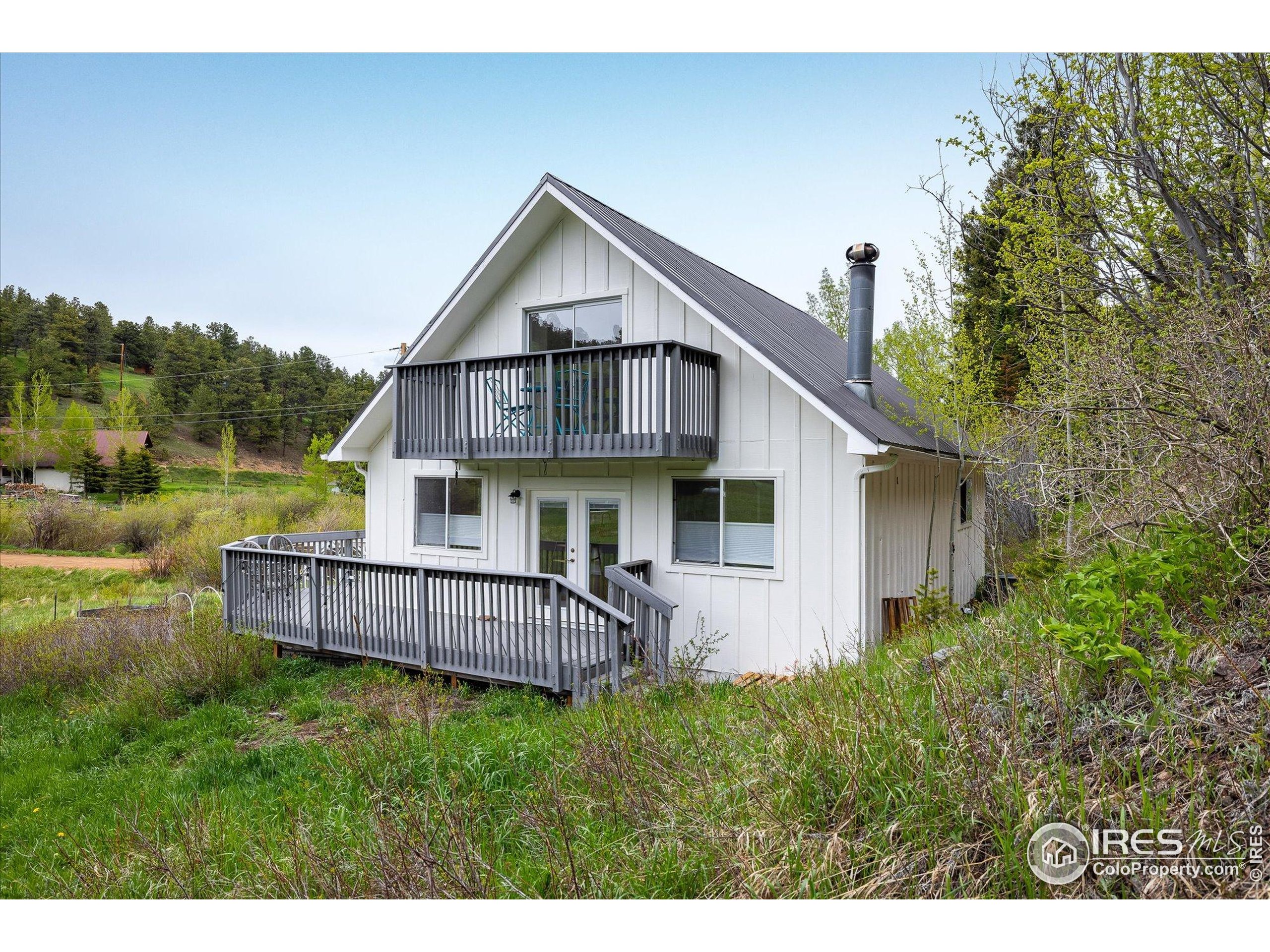 489 Beaver Creek Dr Nederland