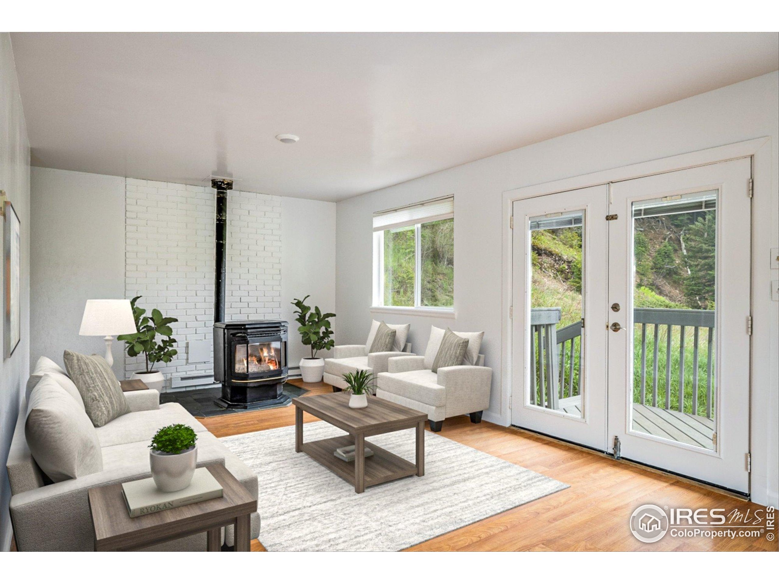 489 Beaver Creek Dr Nederland