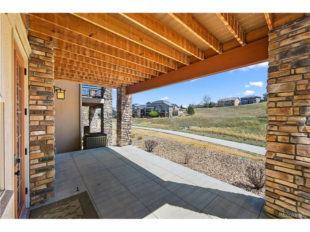 2966 Casalon Cir