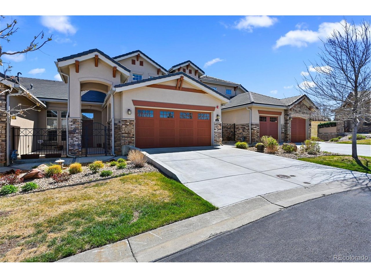 2966 Casalon Cir