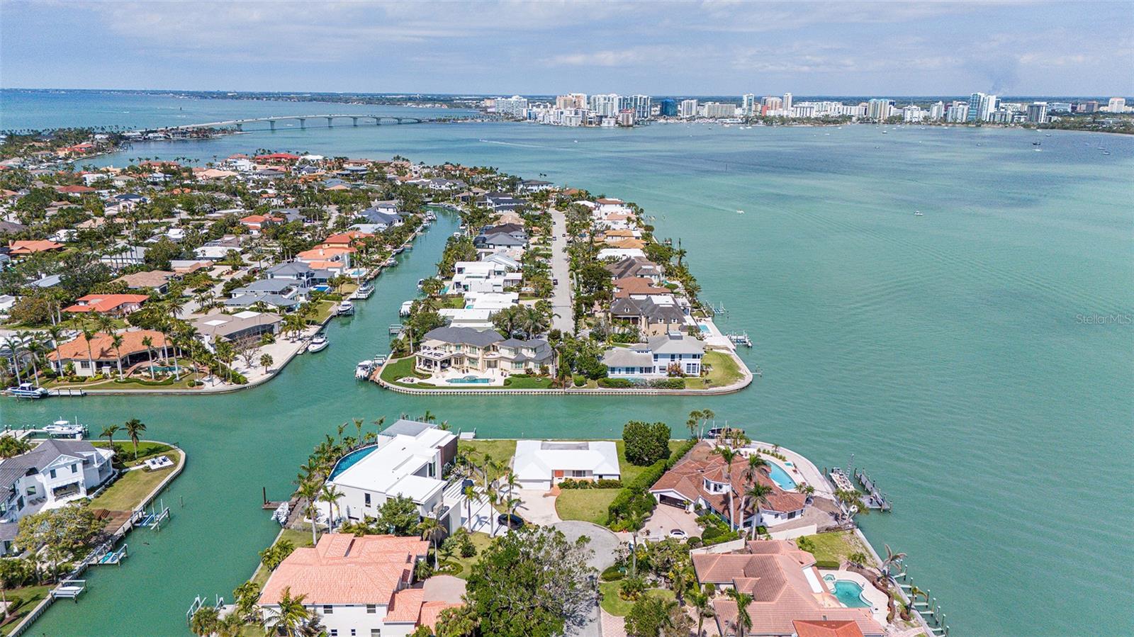 600 MOURNING DOVE DR