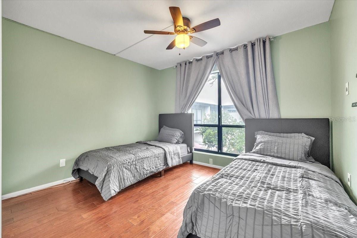 4001 BENEVA RD #353