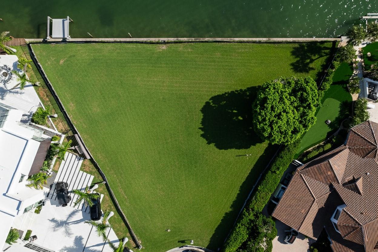 600 MOURNING DOVE DR