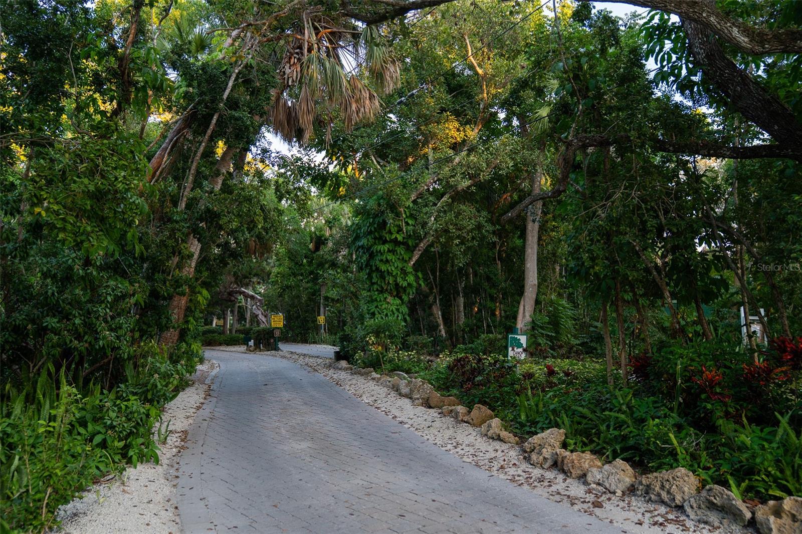 1290 HIDDEN HARBOR WAY