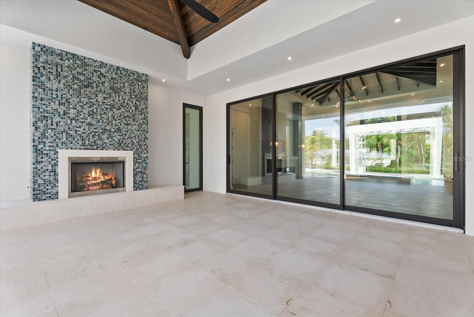 5215 HIDDEN HARBOR RD