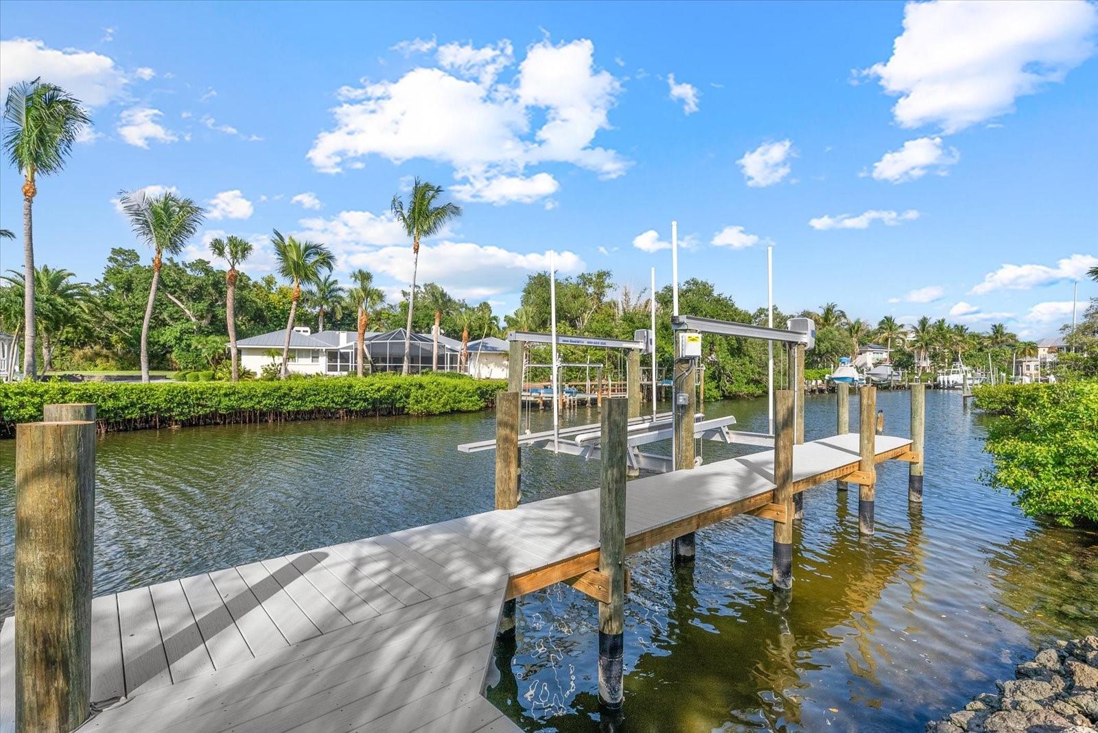 5215 HIDDEN HARBOR RD