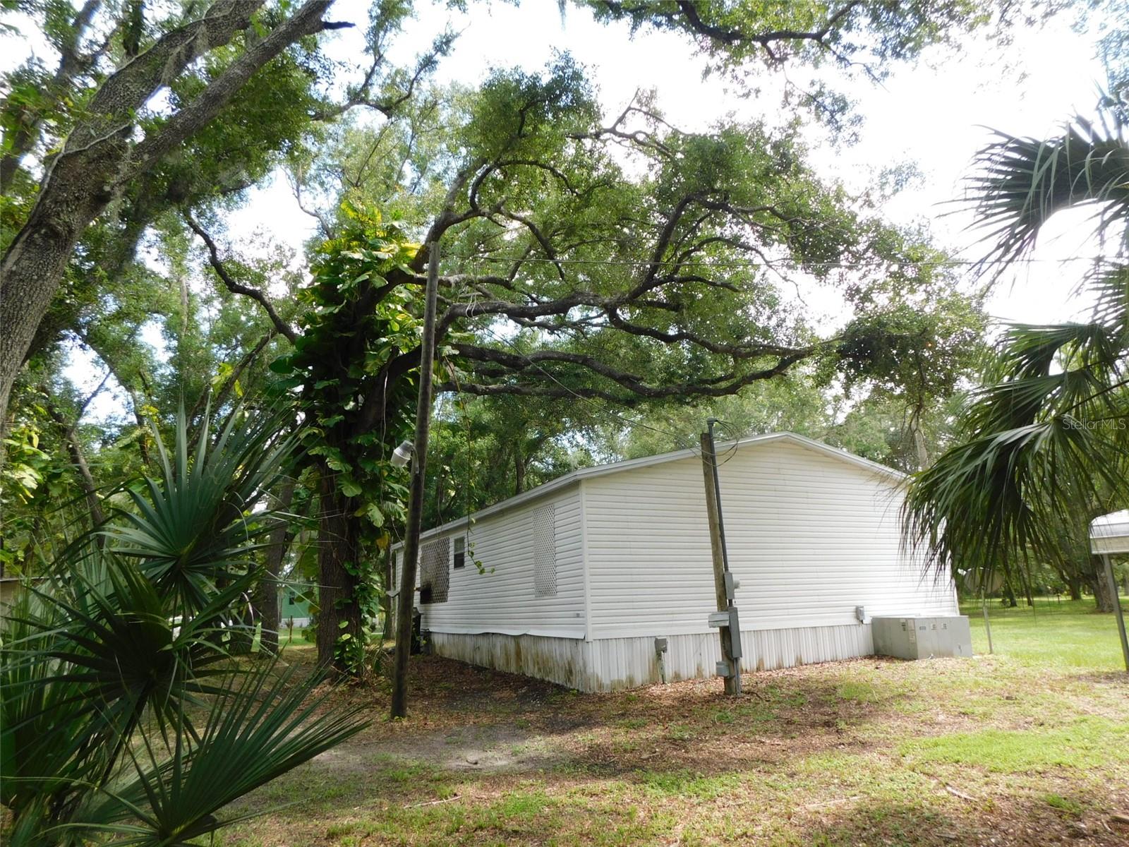 2490 NW HAILE DEAN RD