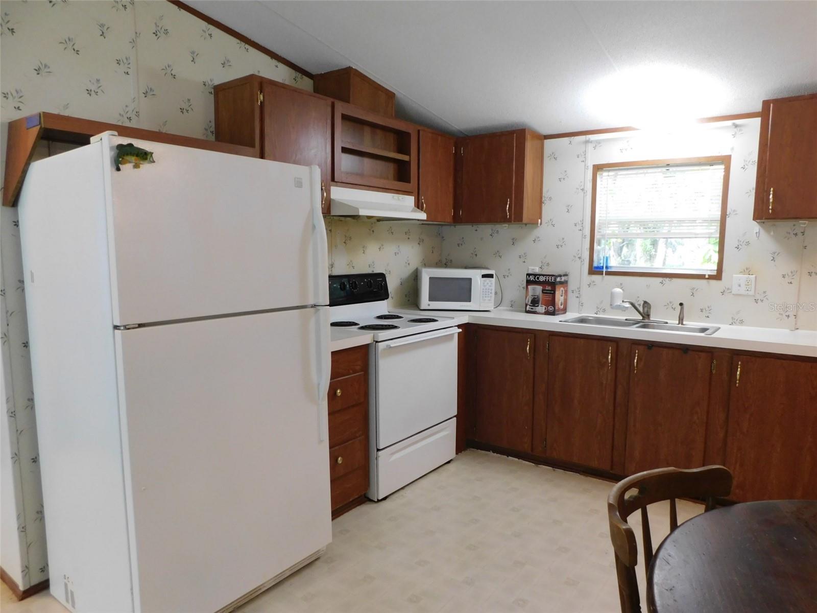 2490 NW HAILE DEAN RD