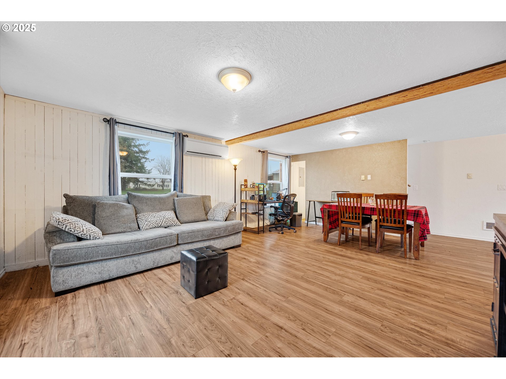 352 NE POLK STATION RD