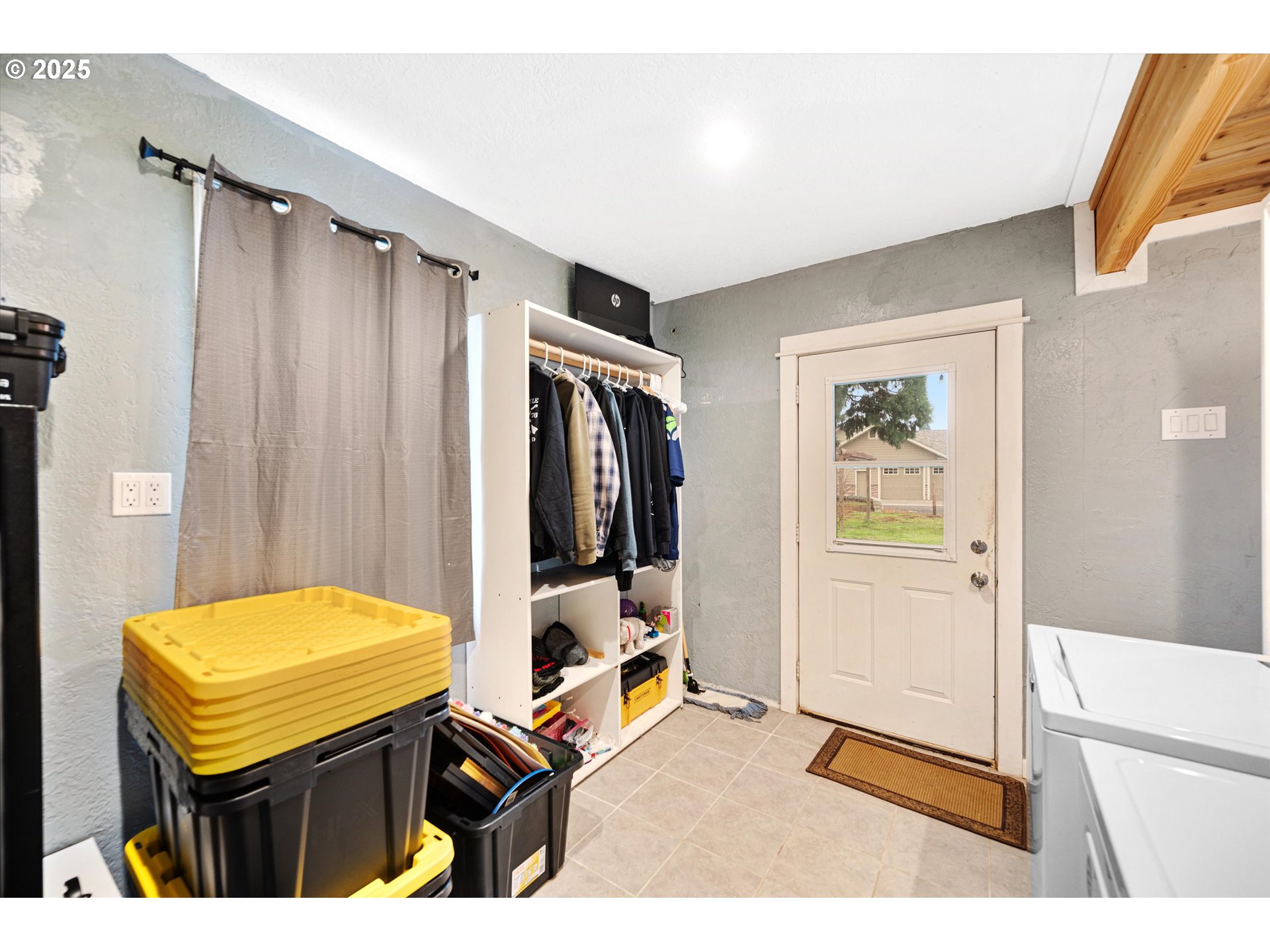 352 NE POLK STATION RD