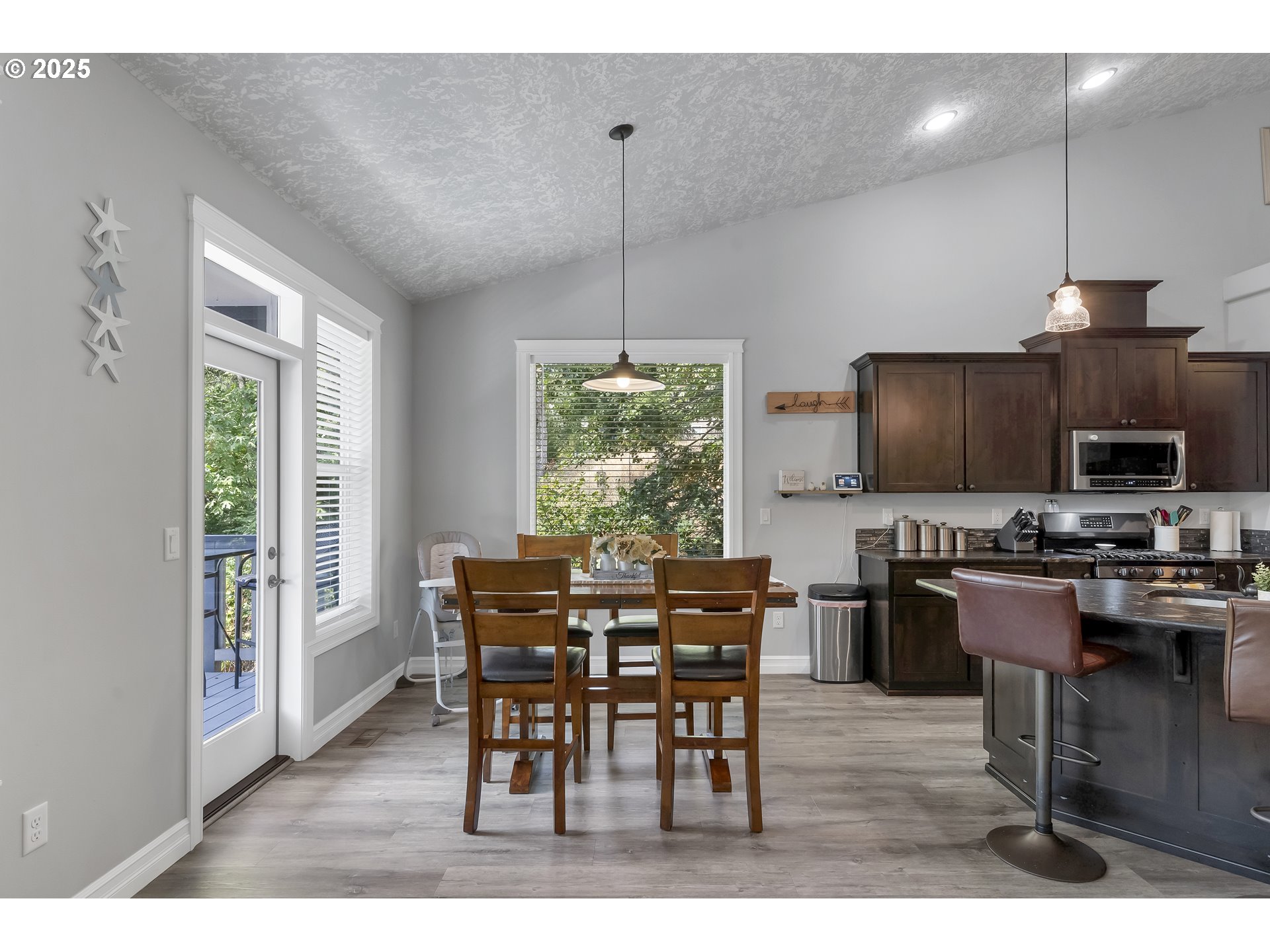 591 TIMBER VIEW ST NW