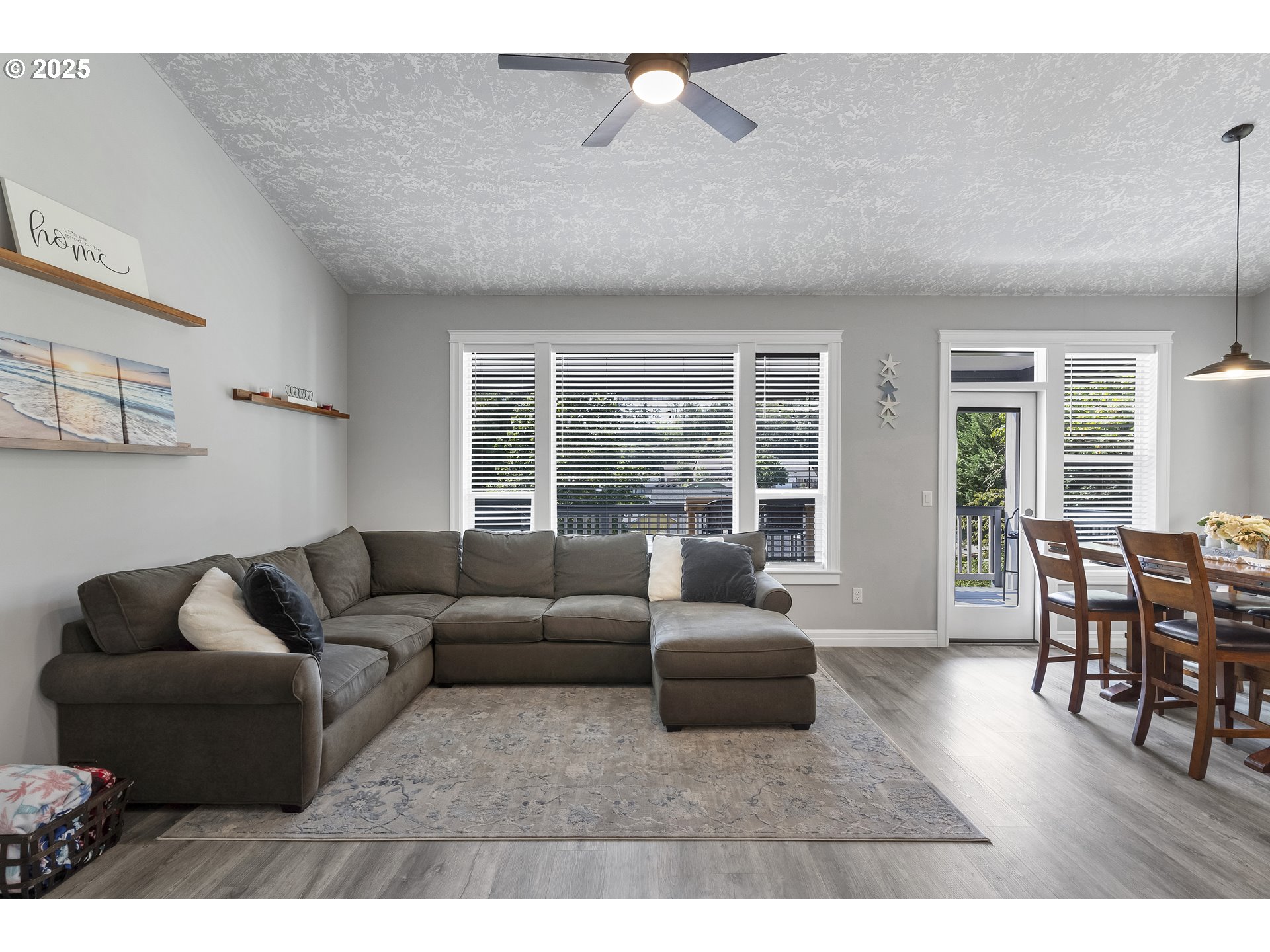 591 TIMBER VIEW ST NW