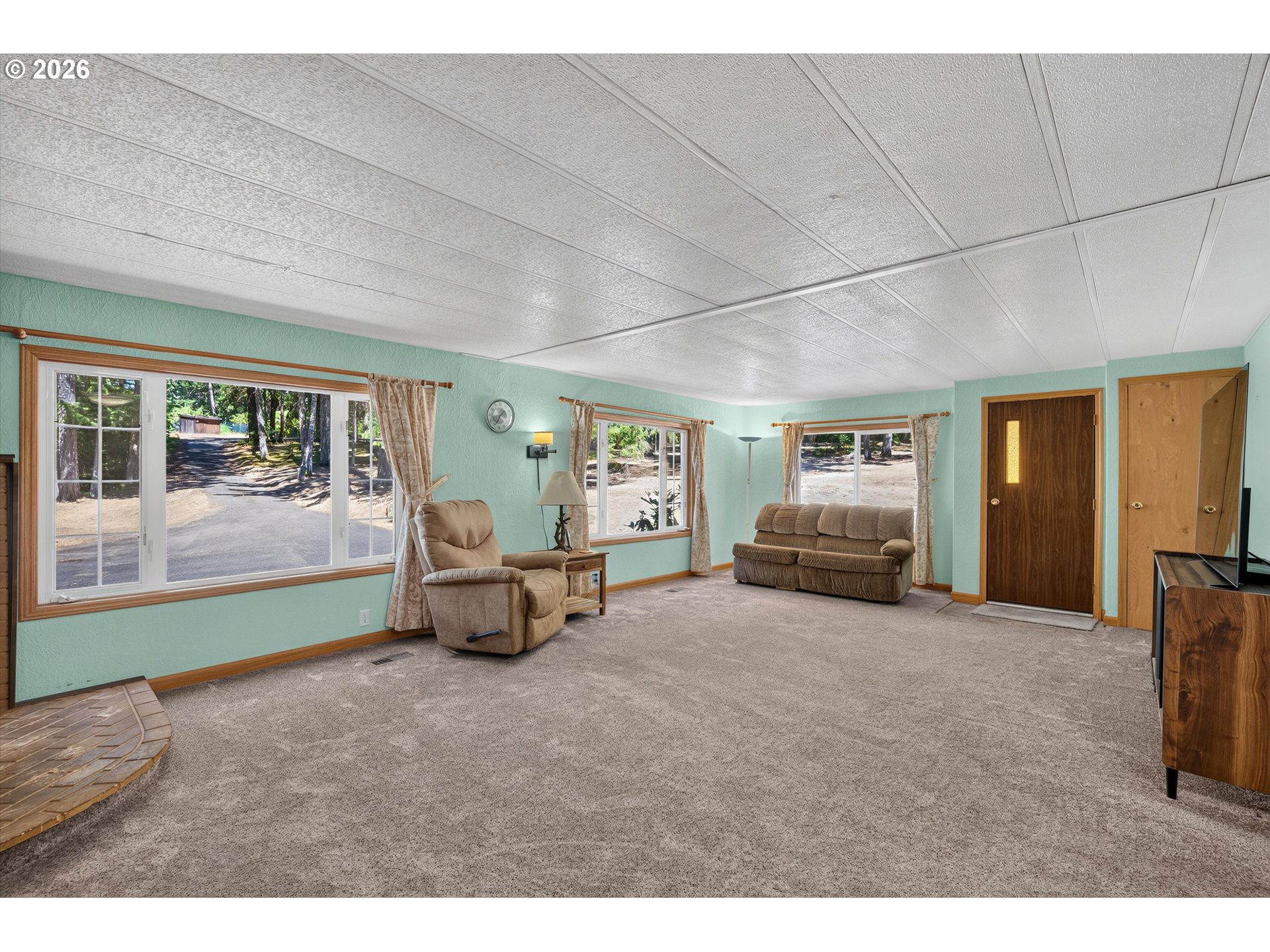 1111 PIONEER RD