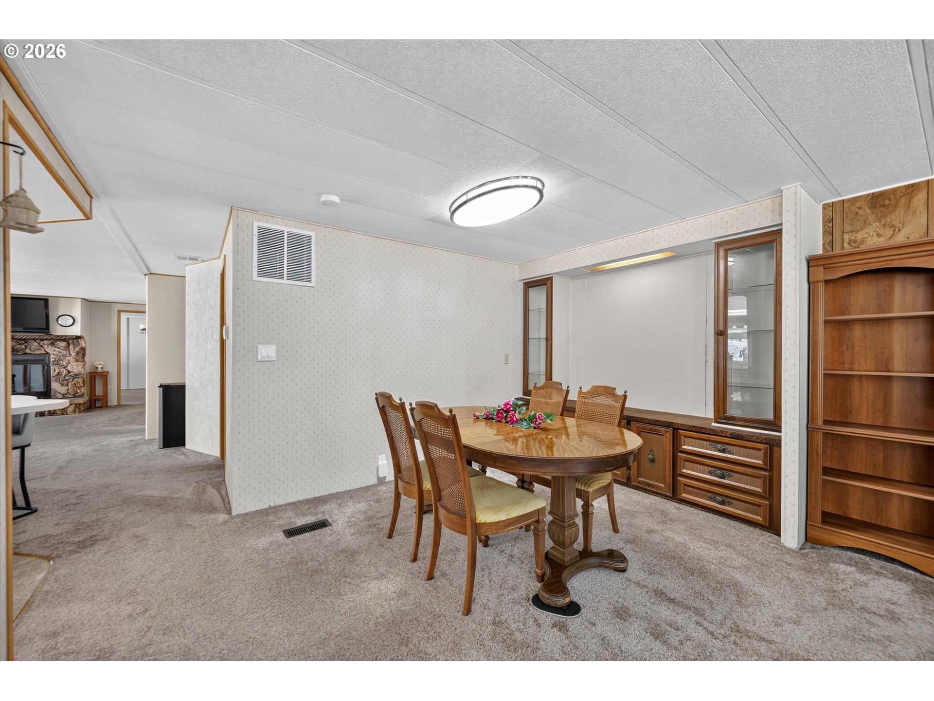 1111 PIONEER RD