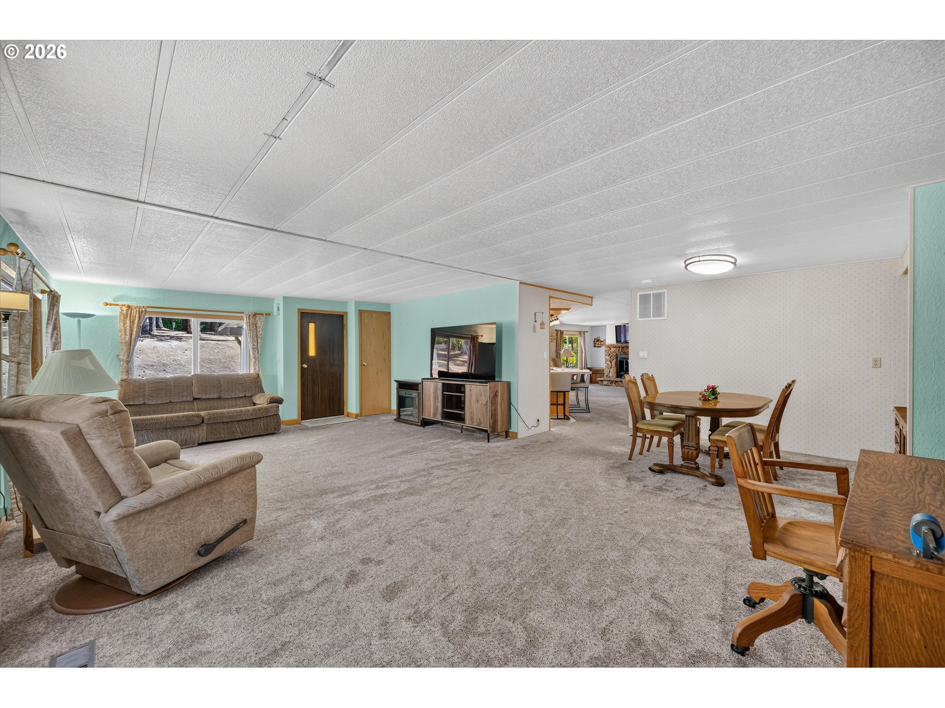 1111 PIONEER RD