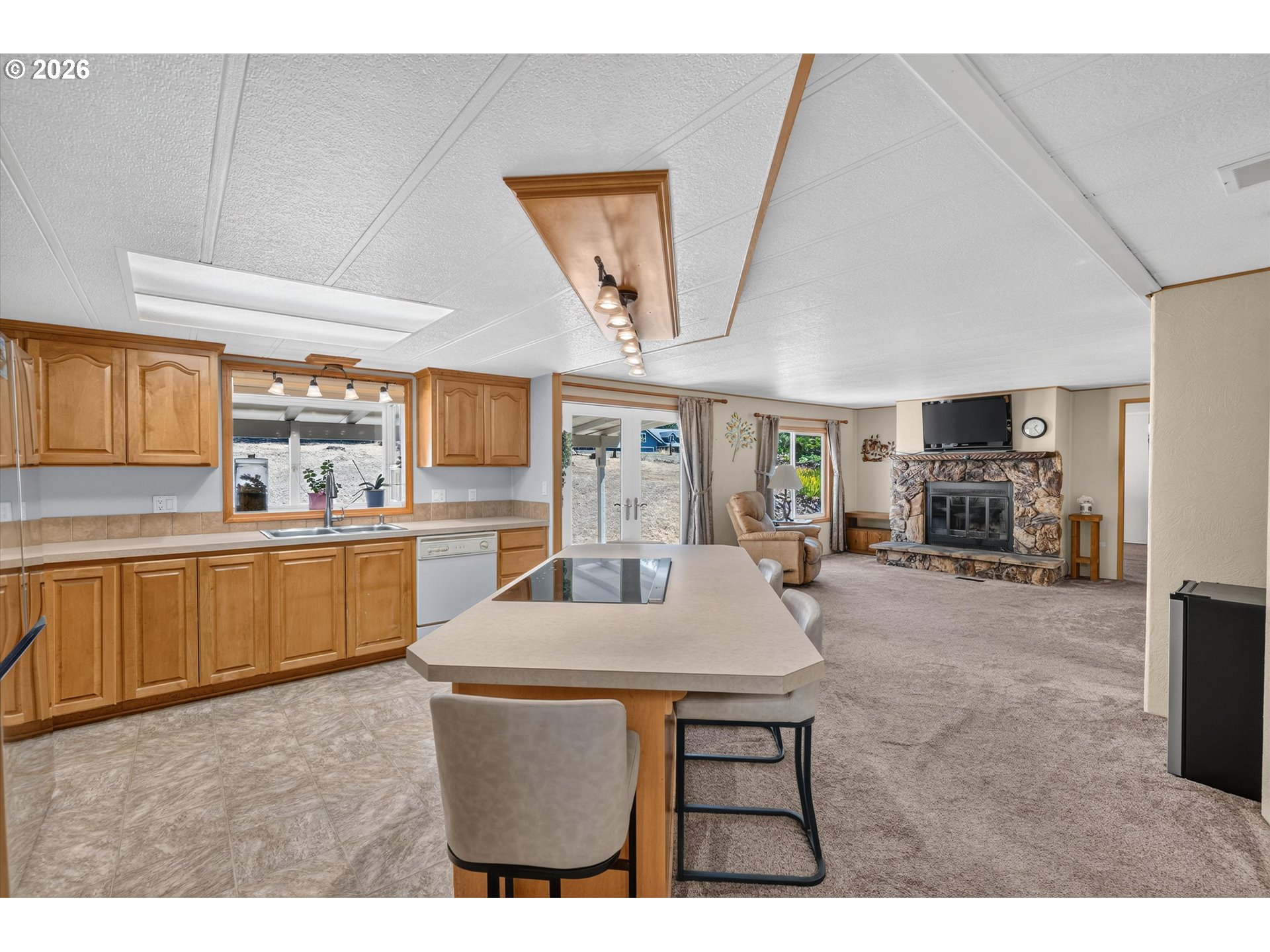 1111 PIONEER RD