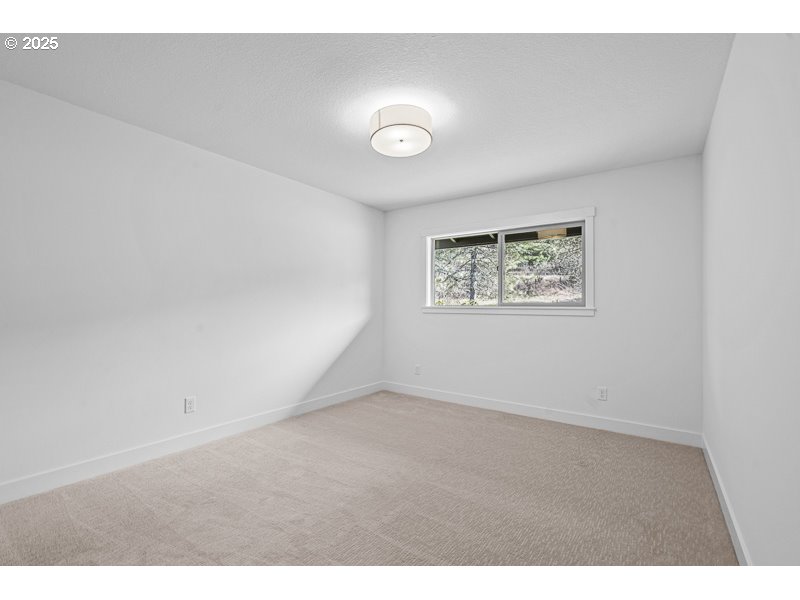 9160 SW GOPHER VALLEY RD