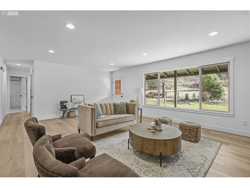 9160 SW GOPHER VALLEY RD