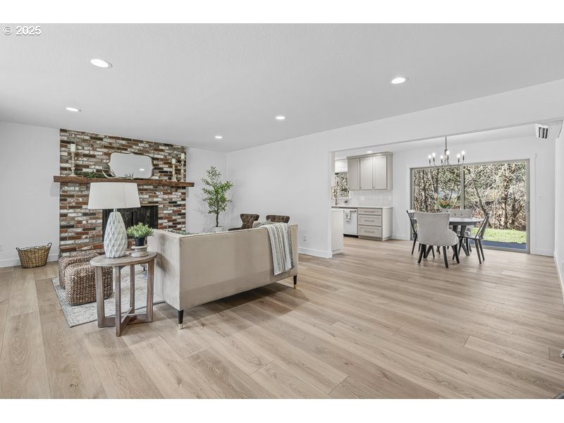 9160 SW GOPHER VALLEY RD