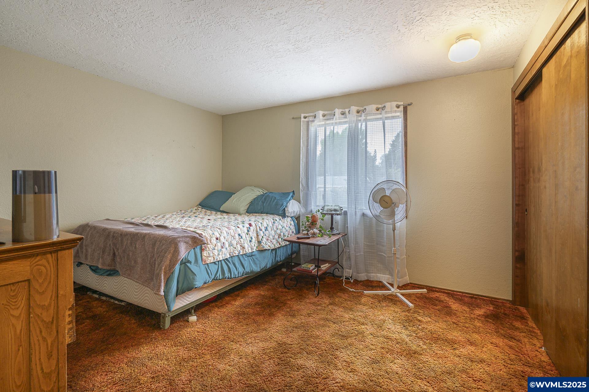 699 SW Sheila St