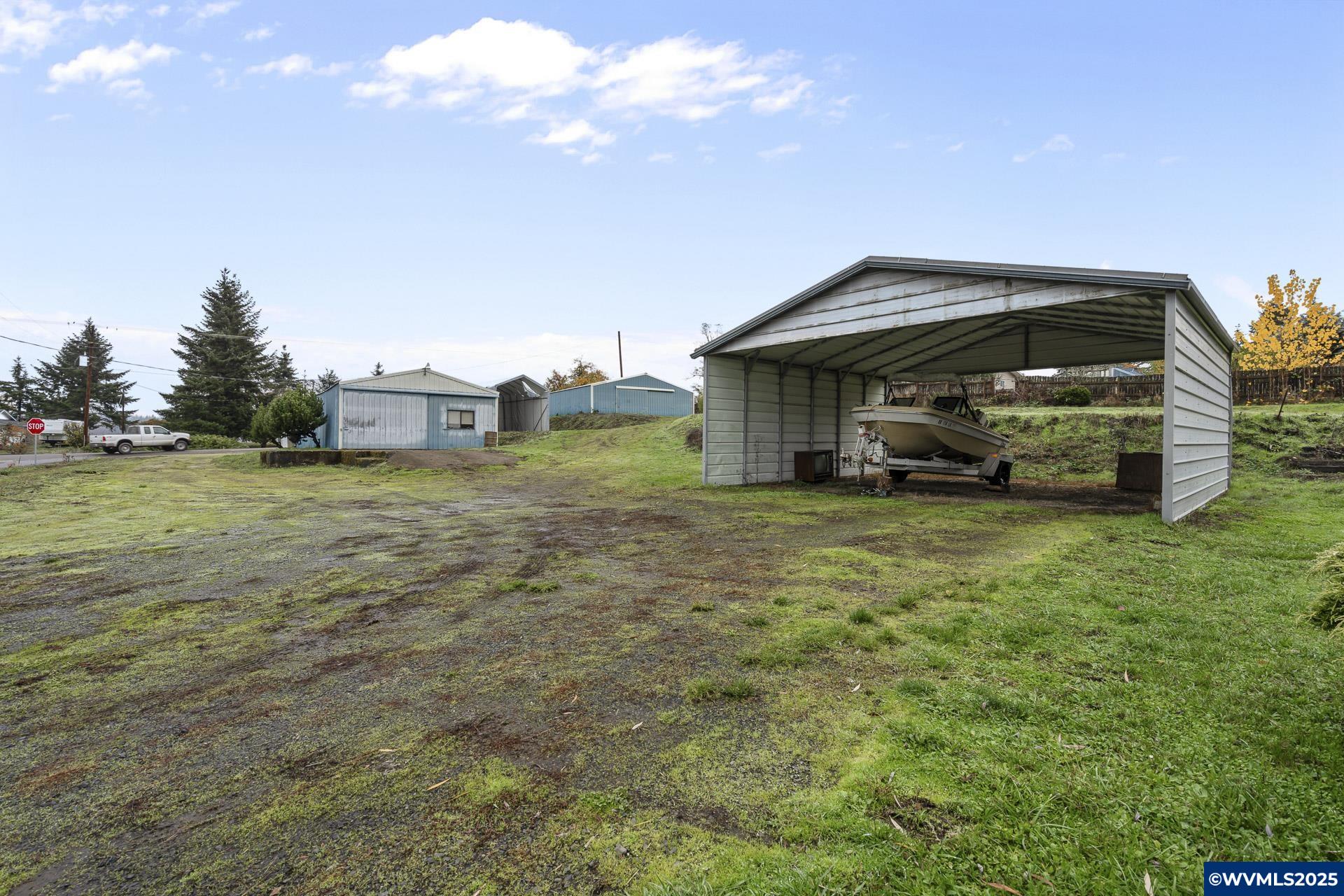 12700 Maxfield Creek Rd